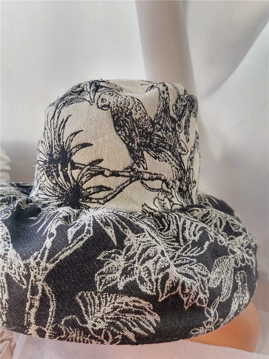 sundayhalo Retro Tropical Bird‑Flower Bucket Hat