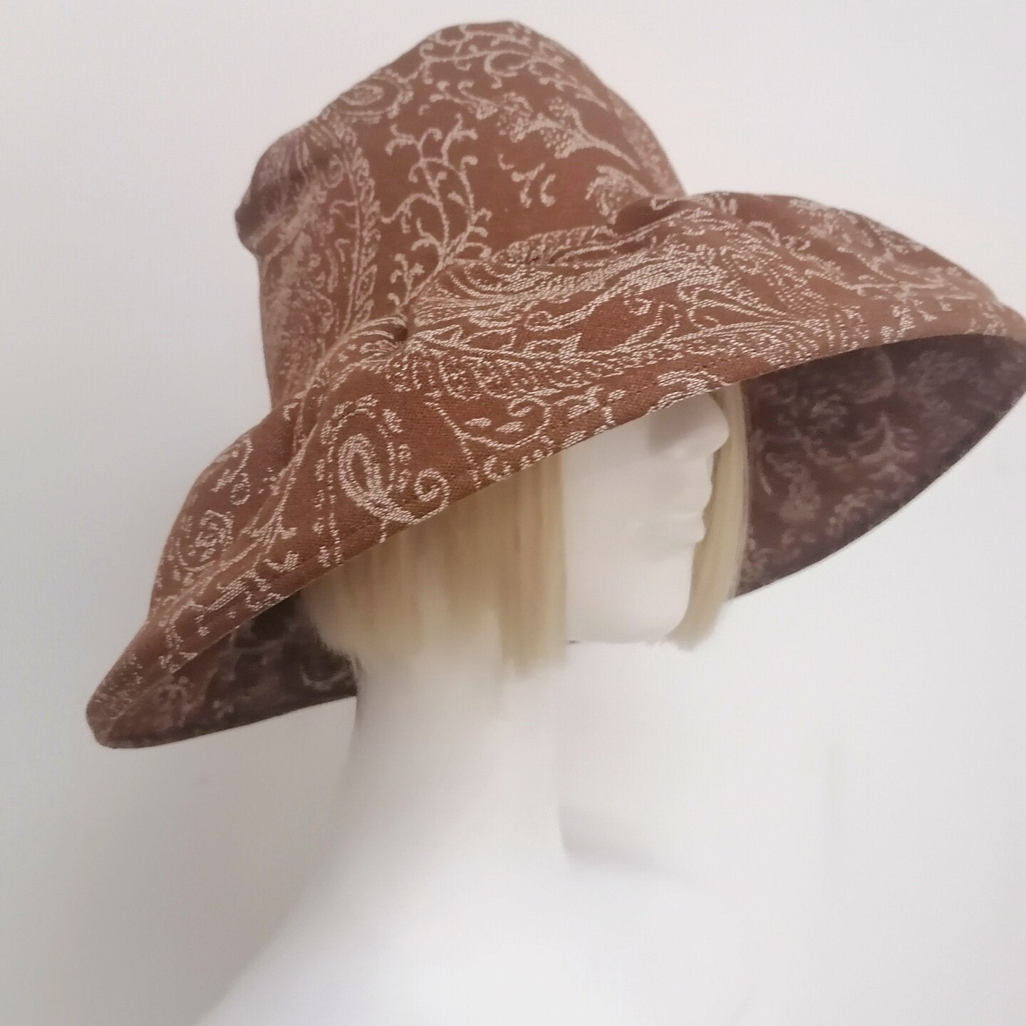sundayhalo Retro Patterned Large Brim Sun Hat, Women UV‑Protection Bucket Hat for Vacation